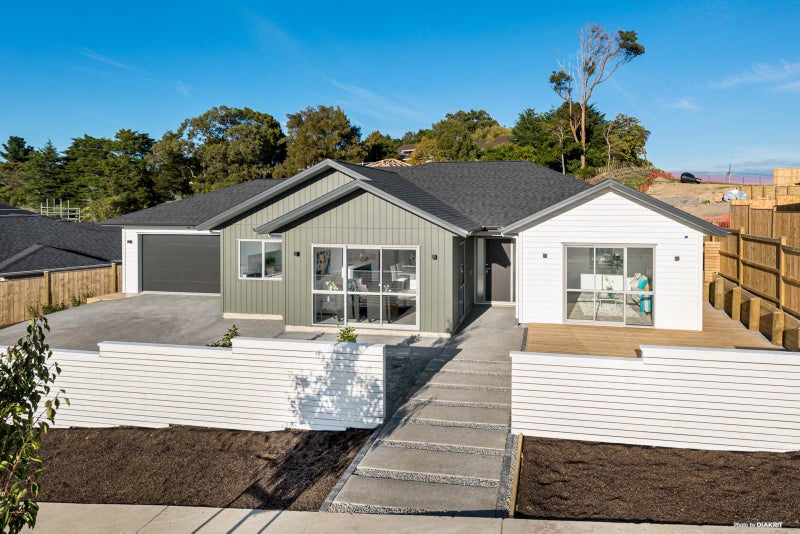 72 Kewa Road, Albany Heights, Auckland - Carousel 2