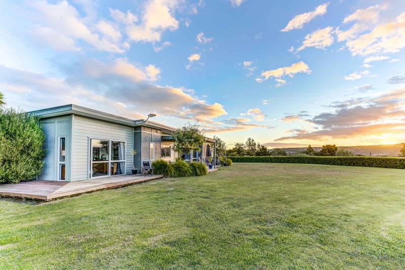 817 Waimate Road, WAIMATE NORTH, KERIKERI - Carousel 1