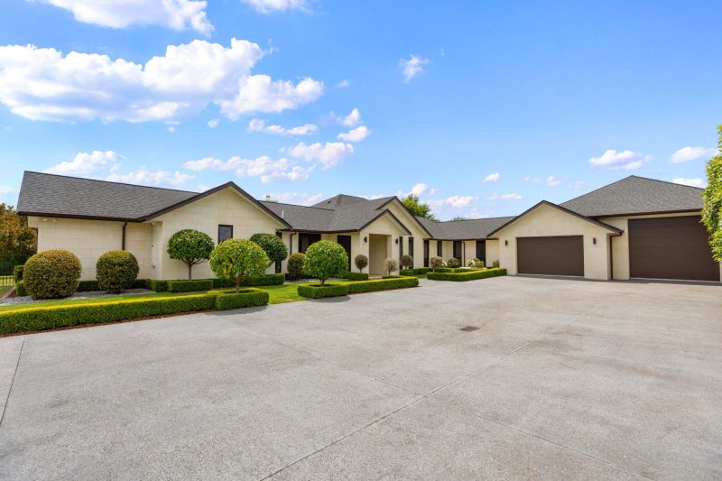 129D Moffat Road, Bethlehem, Tauranga - Carousel 1