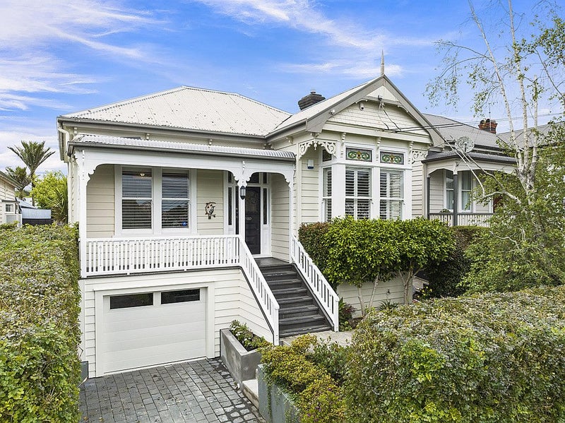 25 Mountain View Road, Morningside, Auckland - Carousel 1