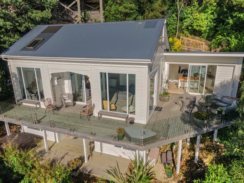 35 Khyber Road, Seatoun, Wellington - Carousel 1