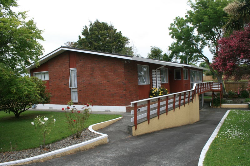 290 Park Road, Hokowhitu, Palmerston North - Carousel 1