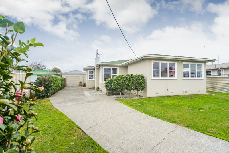 4 Duff Crescent, Highbury, Palmerston North - Carousel 1