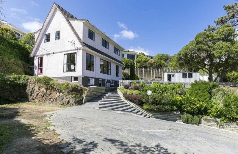 61B Townsend Road, Miramar, Wellington - Carousel 1