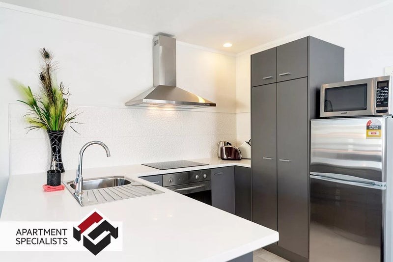 1/6 Porters Avenue, Eden Terrace, Auckland - Carousel 2