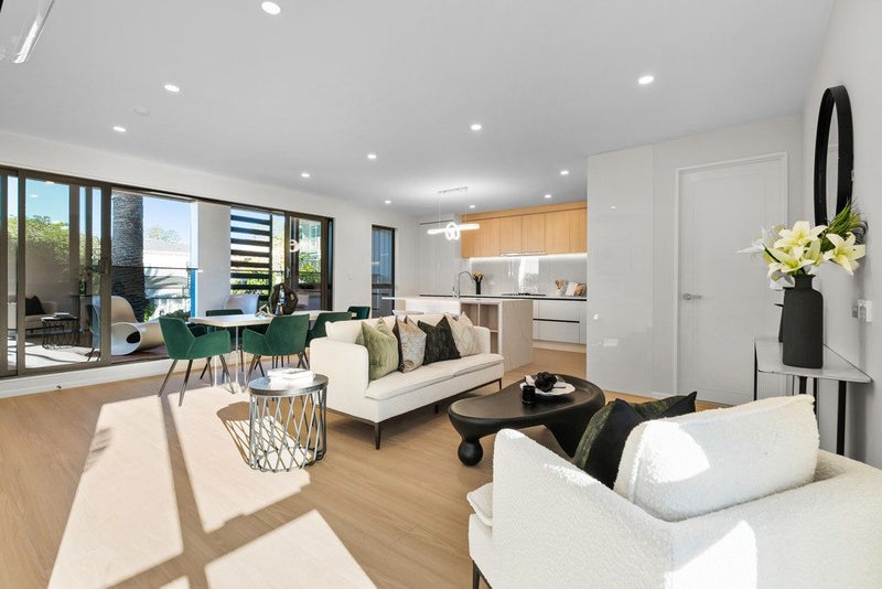 12 Claude Road, Hillpark, Auckland - Carousel 2