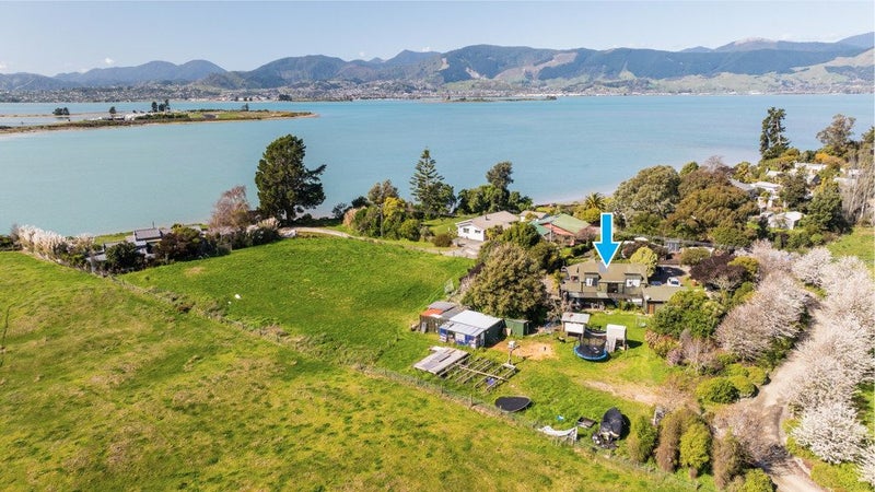 115 Barnett Avenue, Best Island, Richmond - Carousel 1