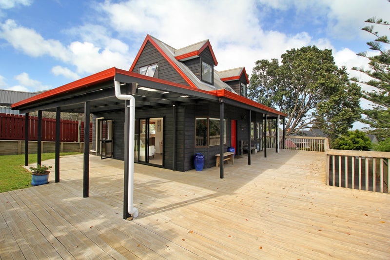 2/13 Pine Terrace, Howick, Auckland - Carousel 1