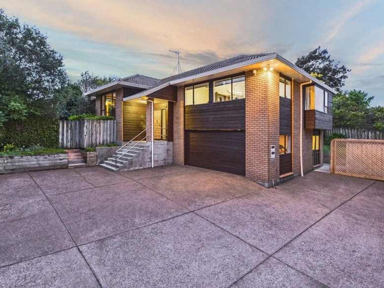 36 Channing Crescent, Botany Downs, Auckland - Carousel 1