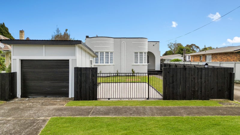 15 Rawene Street, Nawton, Hamilton - Carousel 1