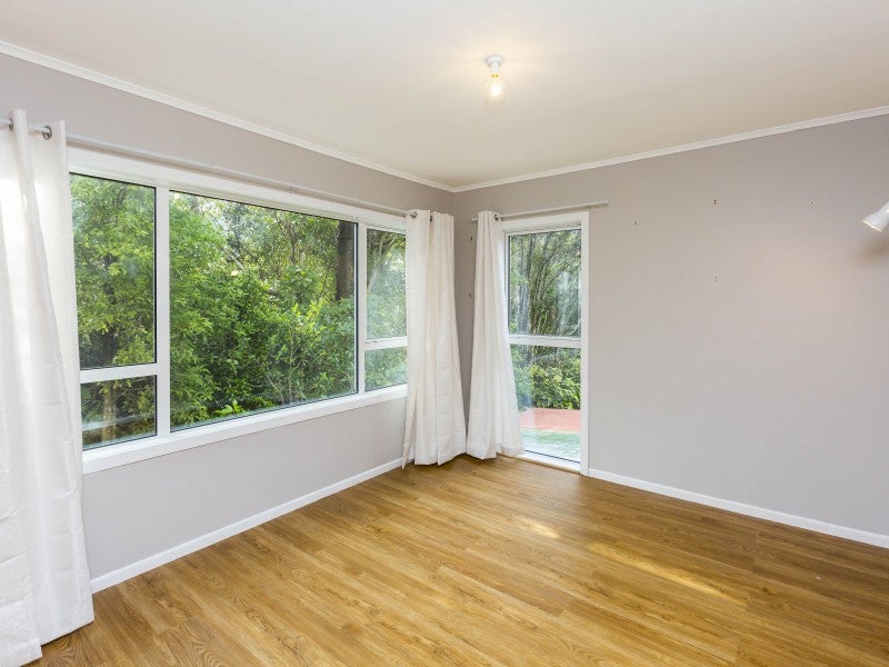 88 Avro Road, Blue Mountains, Upper Hutt - Carousel 14