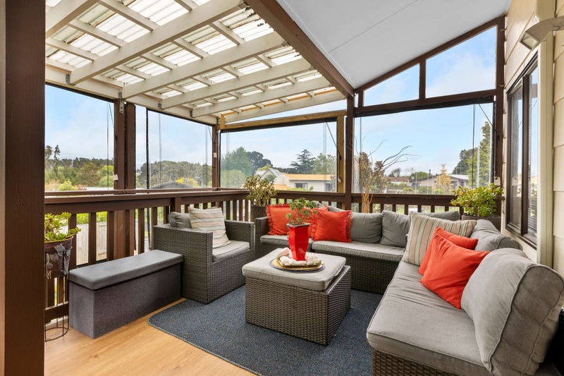 8 McEwan Place, Fitzroy, Hamilton - Carousel 2