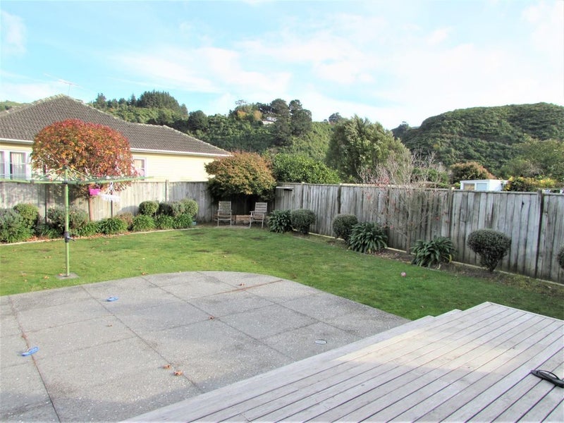 79 Compton Crescent, Taita, Lower Hutt - Carousel 12