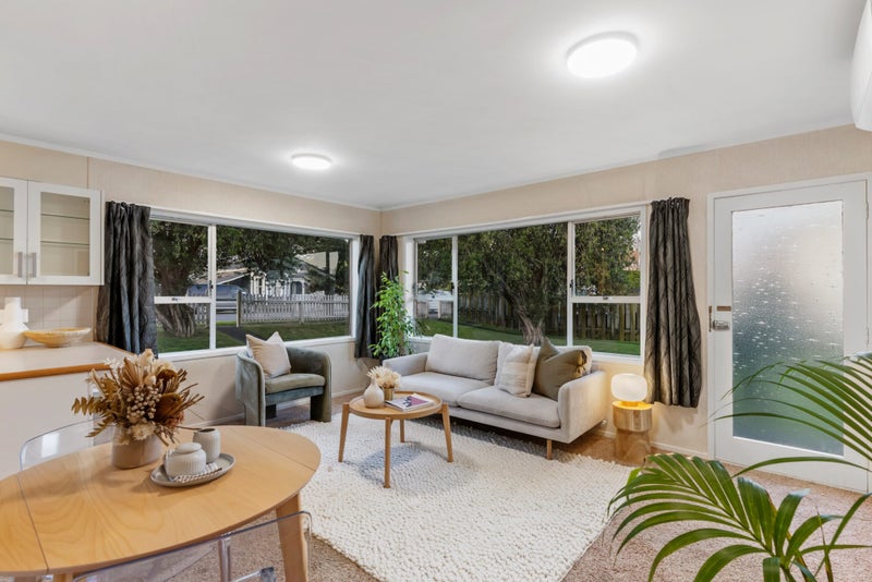 1/85 Mount Smart Road, Onehunga, Auckland - Carousel 2