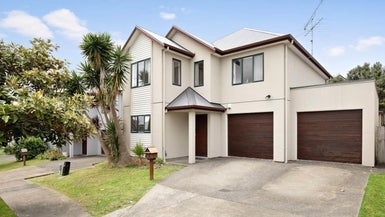 8 Vicente Place, Oteha, Auckland - Carousel 1