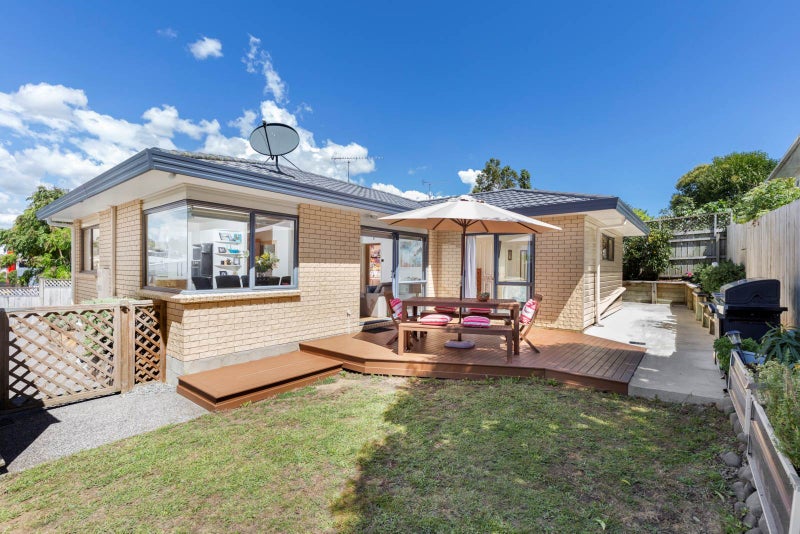 3/173 Wellington Street, Howick, Auckland - Carousel 1