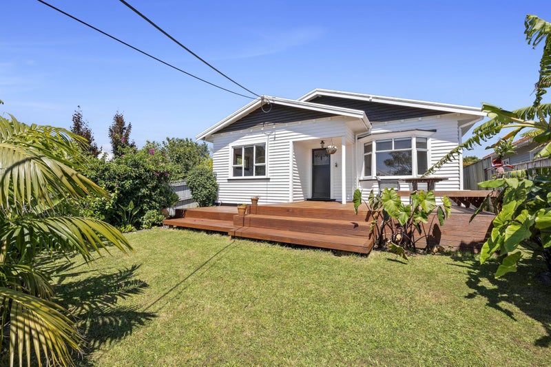 64 Lorna Street, Lynmouth, New Plymouth - Carousel 1