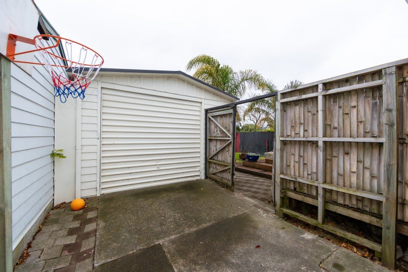15 Latham Street, Napier South, Napier - Carousel 23