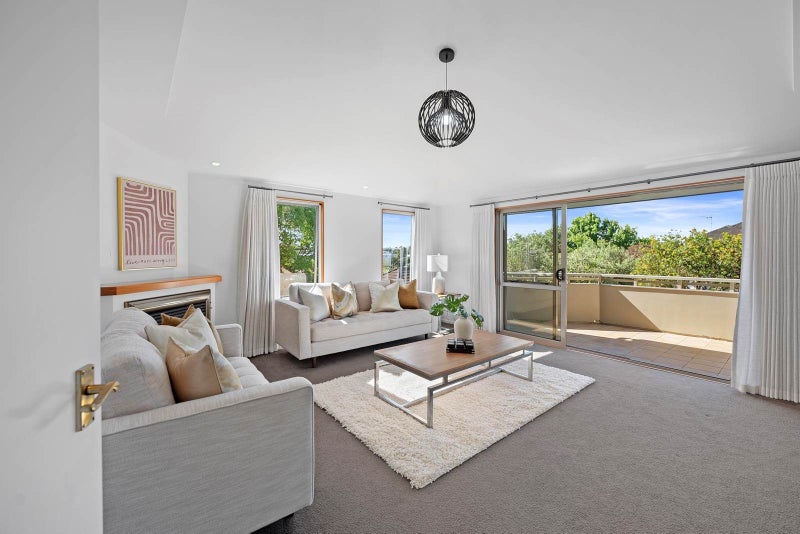 2C Braemar Road, Rothesay Bay, Auckland - Carousel 2