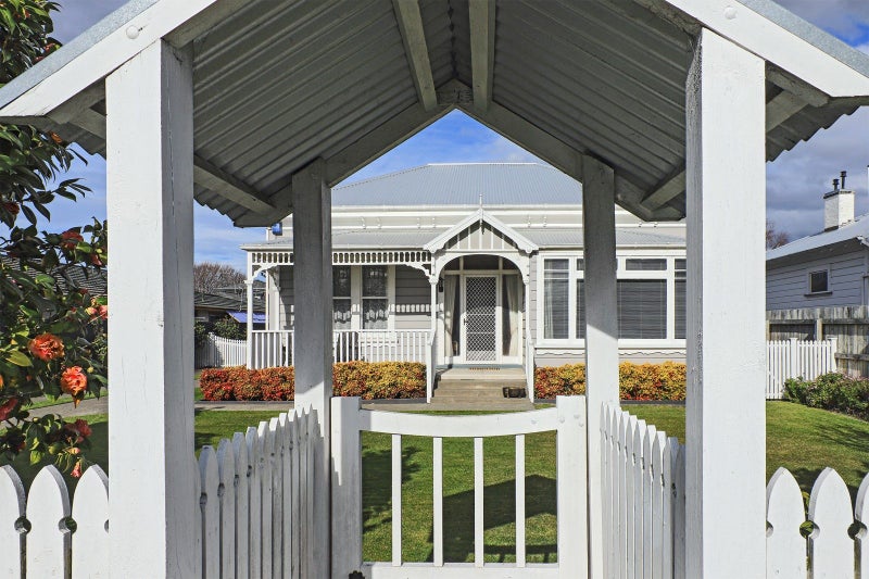 402 Lascelles Street, Saint Leonards, Hastings - Carousel 2