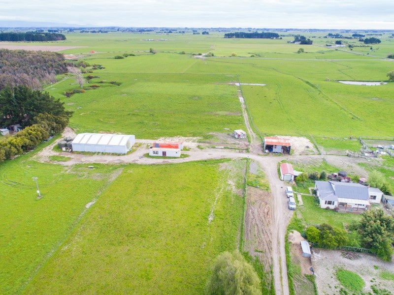 3125 State Highway 1, Sanson, Palmerston North - Carousel 1