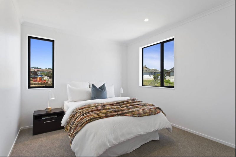 2D Delemere Place, Glen Innes, Auckland - Carousel 13