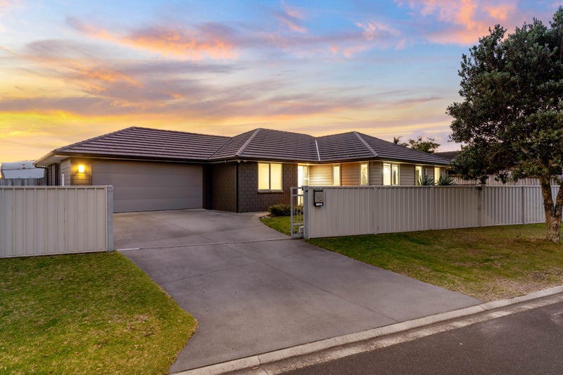 143 Wairakei Avenue, Papamoa Beach, Papamoa - Carousel 1