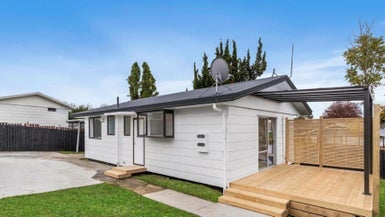 2/63 Redcrest Avenue, Red Hill, Papakura - Carousel 1