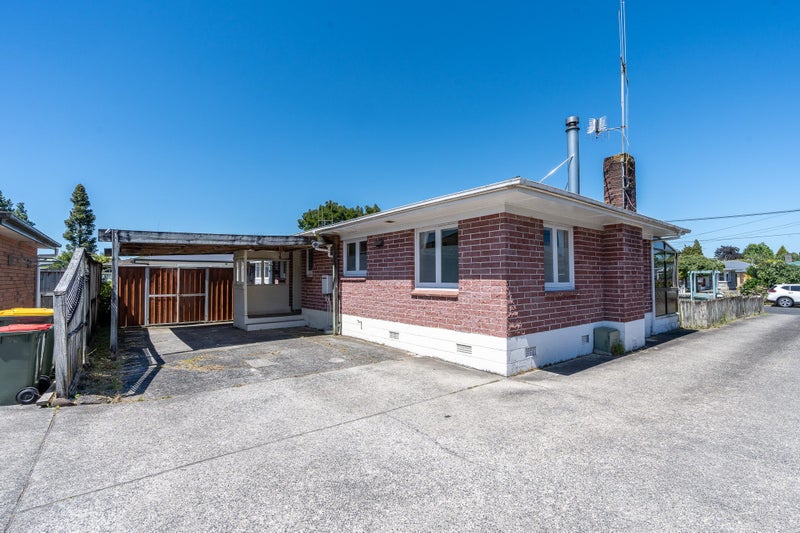 20 Fenwick Crescent, Hillcrest, Hamilton - Carousel 15