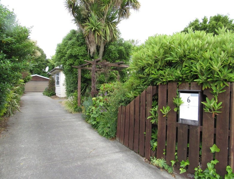 6 Hounslow Street, Ilam, Christchurch - Carousel 17
