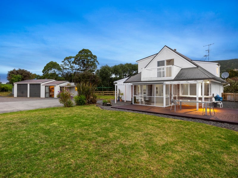 660 Welcome Bay Road, Waitao - Carousel 1