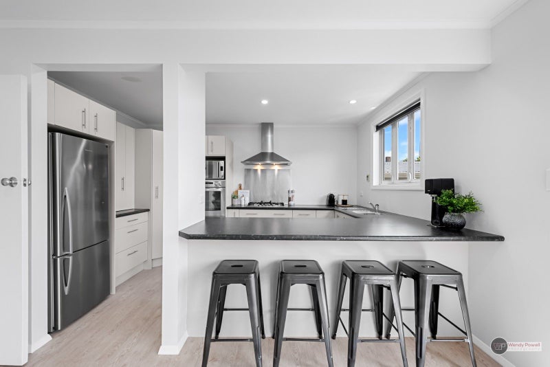 11 Rimu Street, Naenae, Lower Hutt - Carousel 2