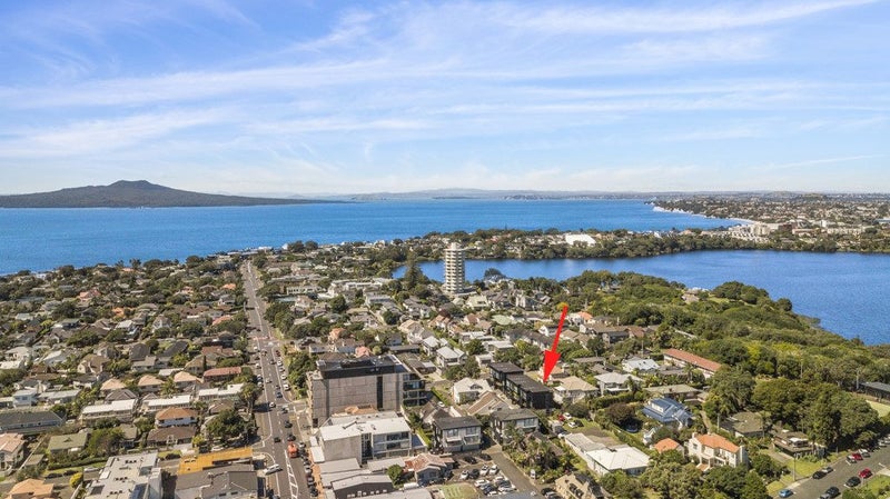 5E Pierce Road, Milford, Auckland - Carousel 2