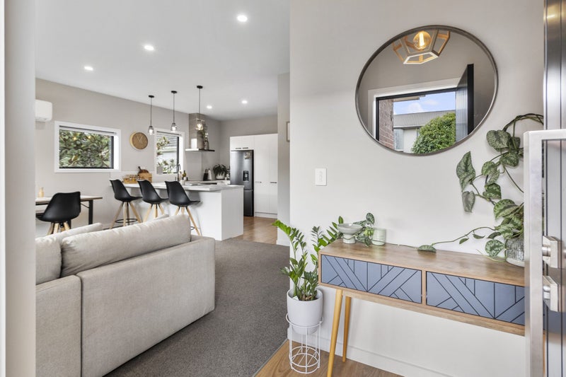 24 Irvine Street, Highfield, Timaru - Carousel 2