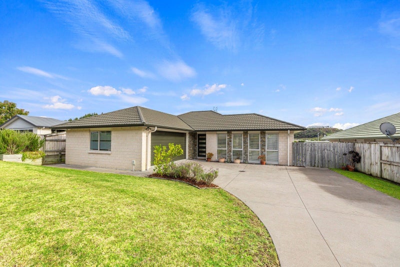 14 Rochfort Crescent, Pyes Pa, Tauranga - Carousel 24