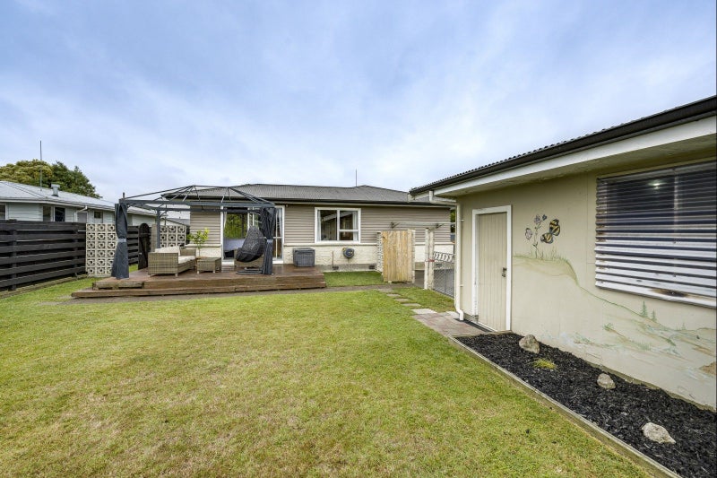 74 Leicester Avenue, Tamatea, Napier - Carousel 2