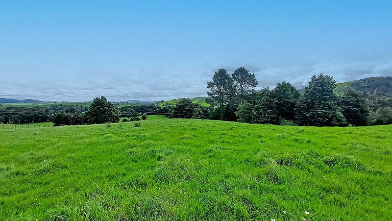 441 Tapuhi Road, Hikurangi - Carousel 1