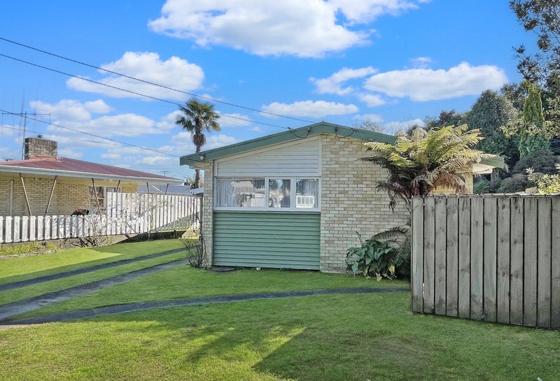 3A Naylor Street, Hamilton East, Hamilton - Carousel 7