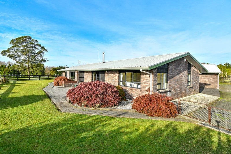 62 Gatland Road, Opaheke, Papakura - Carousel 1