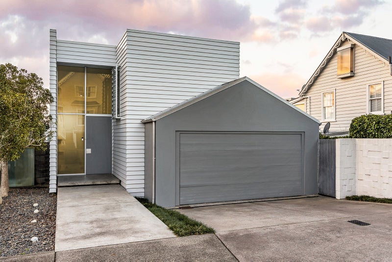 25 Dunedin Street, Saint Marys Bay, Auckland - Carousel 2