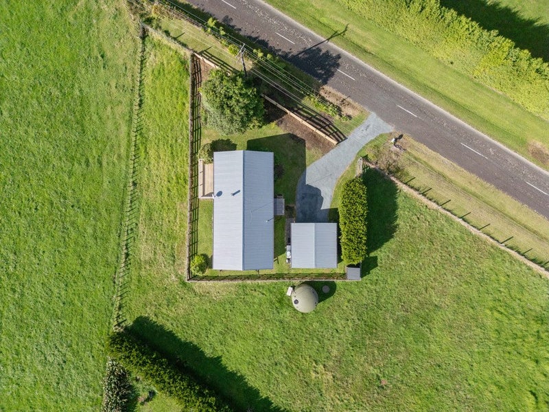 33 Williams Road North, Pyes Pa, Tauranga - Carousel 33