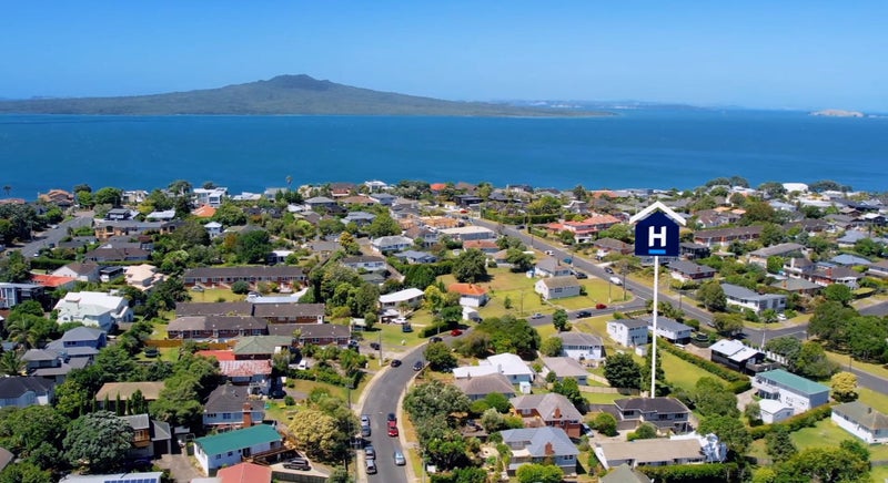 27A Alamein Avenue, Belmont, Auckland - Carousel 18