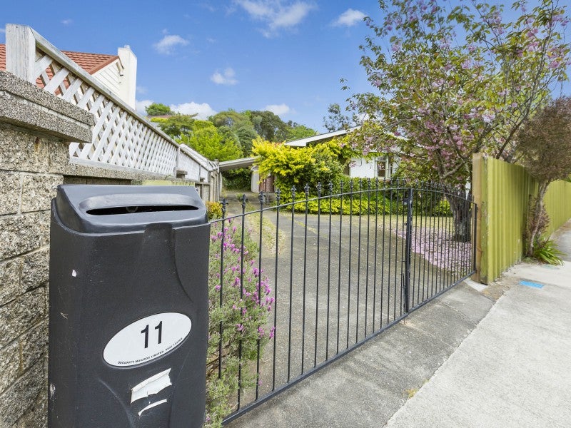 11 Terminus Street, Silverstream, Upper Hutt - Carousel 23