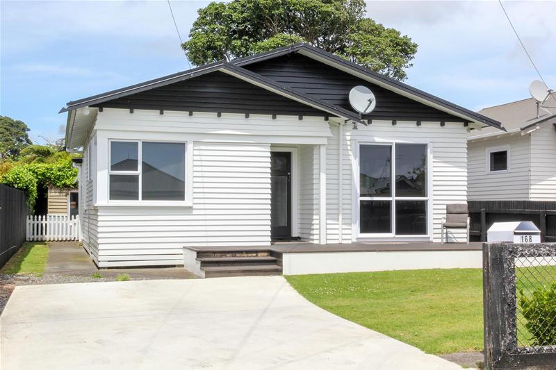 168 Lemon Street, Strandon, New Plymouth - Carousel 2