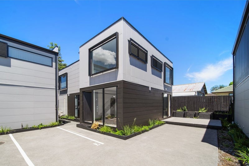 9D Coates Road, Papatoetoe, Auckland - Carousel 1