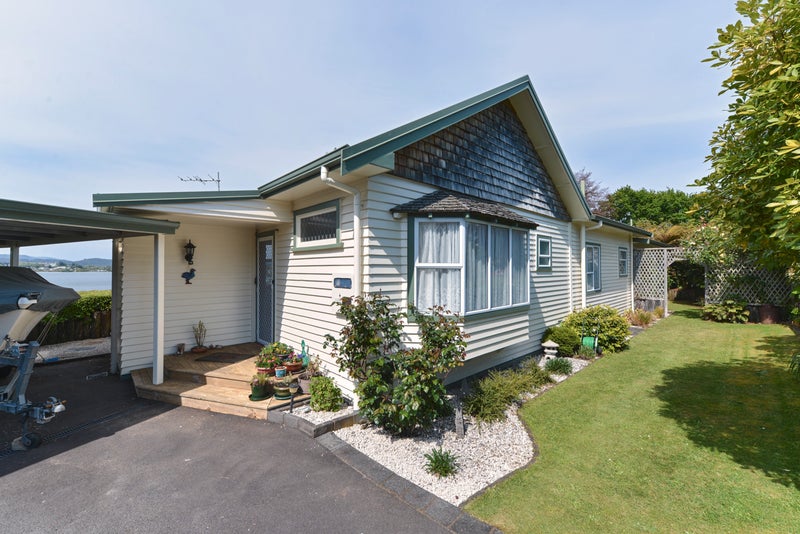 157 Kawaha Point Road, Kawaha Point, Rotorua - Carousel 2