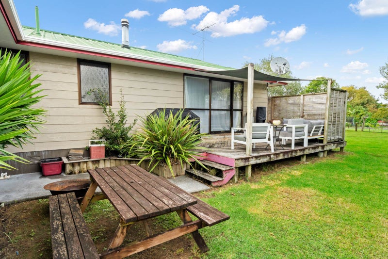 1 Jordan Street, Hikurangi, Hikurangi - Carousel 13