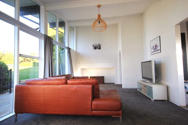 2A HAMMOND AVE, Hatsfield Beach , Orewa - Carousel 2