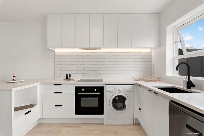 2/0 Birdwood Crescent, Parnell, Auckland - Carousel 2