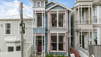 143 Abel Smith Street, Aro Valley, Wellington - Carousel 1